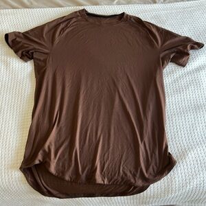 Men’s Lululemon athletic shirt - XL